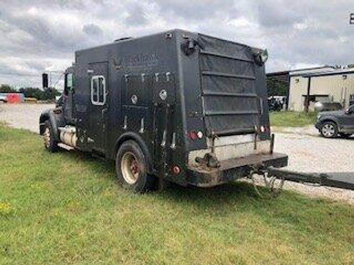 Used 2005 Kenworth Braidedline Slickline with Mast Trailer