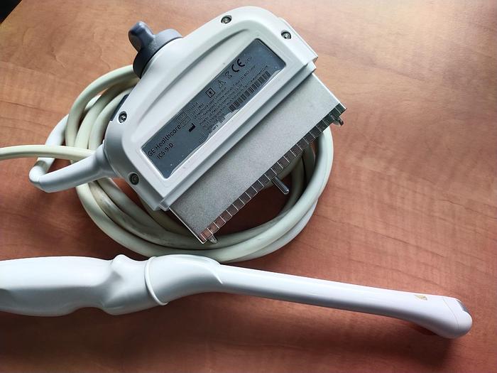 Gebraucht GE Voluson E8 Flachbildschirm Ultraschallgerät inkl. IC5-9-D Sonde und Sony UP-D897 Drucker Ultrasound