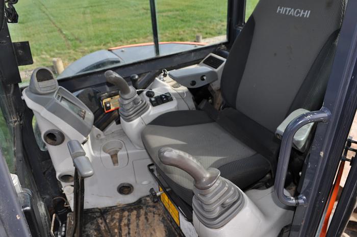 Used 2015 HITACHI ZX48U-5a