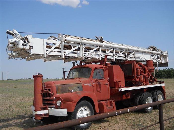 Used 1965 Chicago Pneumatic 650 Drill Rig