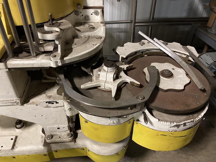 Used Angelus 29P can seamer set for 401 dia