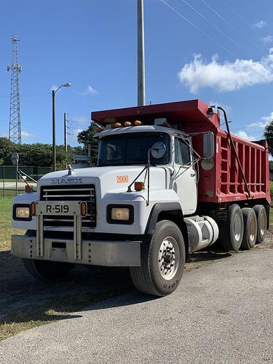 Used 2000 Mack RD 688S Tri Axle Dump Truck 