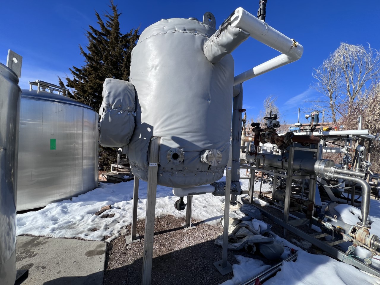 Used INSULATED PRESSURE VESSEL