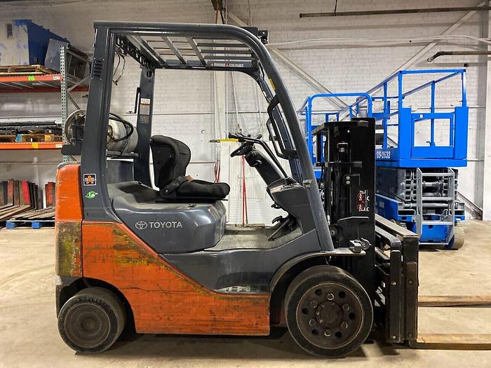 Used 2011 TOYOTA 8FGCU20