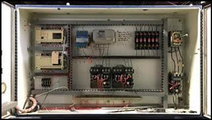 Used SELCO MODEL HSO-106A AUTOTIE BALER 20 HP