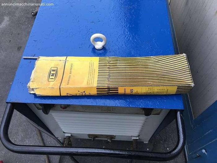 Usato SALDATRICE FEMAS ELETTRODO 250 A