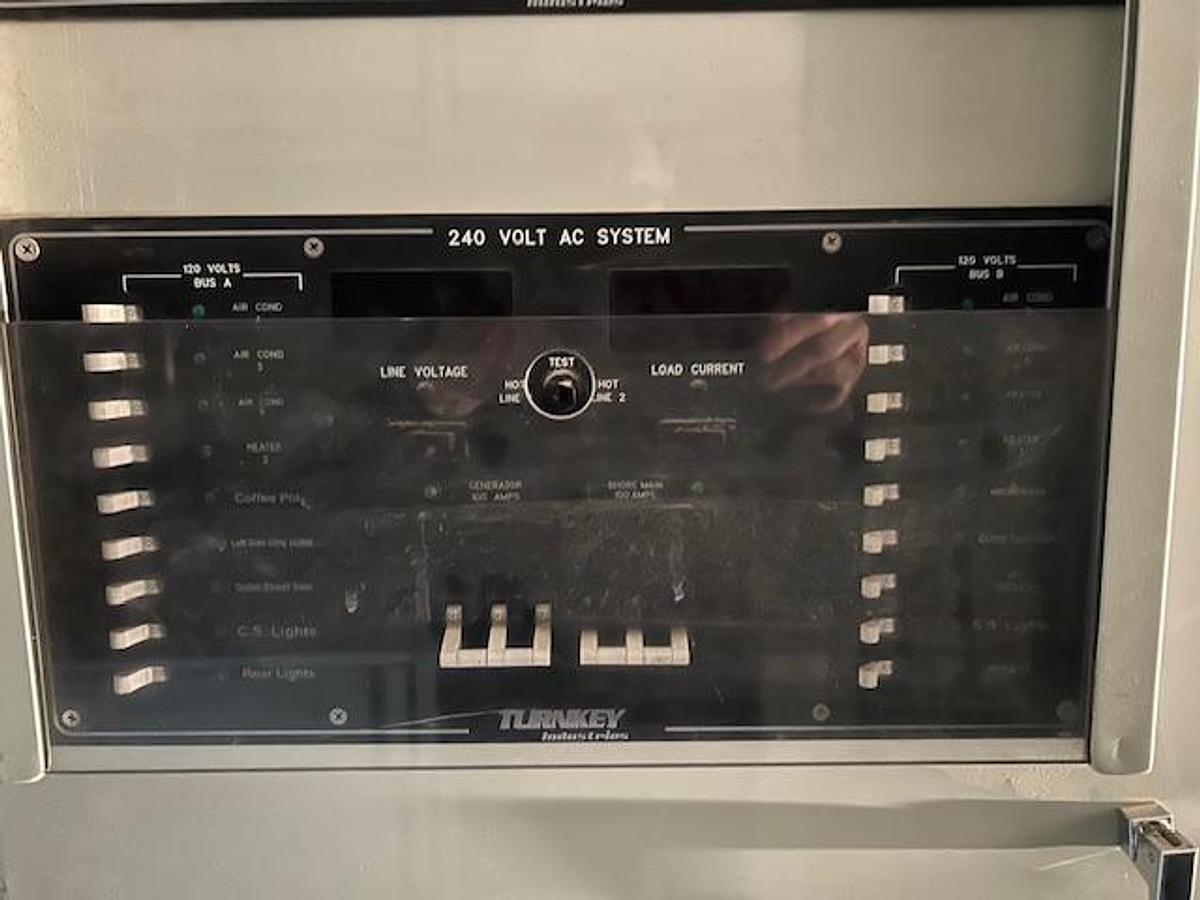 Used DATA VAN / CONTROL CENTER