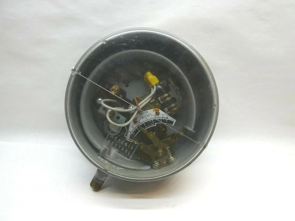 (NEW) MERCOID CONTROL DA-533-3-2 120/240Vac Pressure Switch