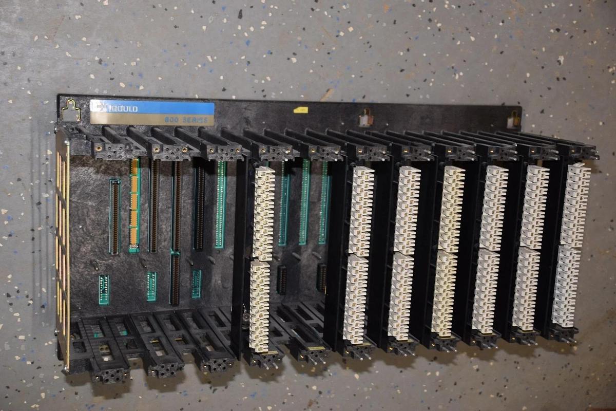 Used GOULD 800 SERIES AS-H827-103 AS H827-103 PRIMARY HOUSING 11 SLOT RACK