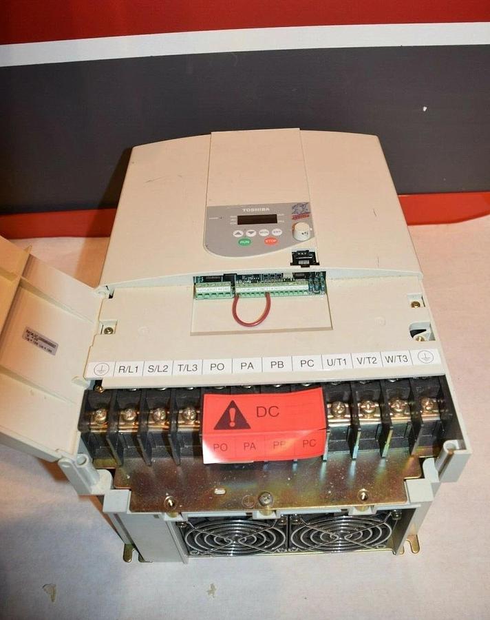 Used TOSHIBA 15hp 15 hp TRANSISTOR INVERTER 3PH 380/500V VFS9-4110PL-WN