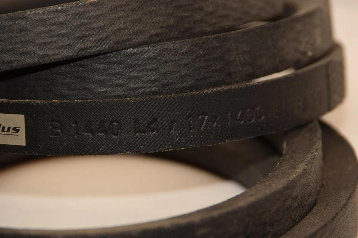 (NEW) OPTIBELT-VB B1440 LD / 17 x 1400 Li B55 V-Belt