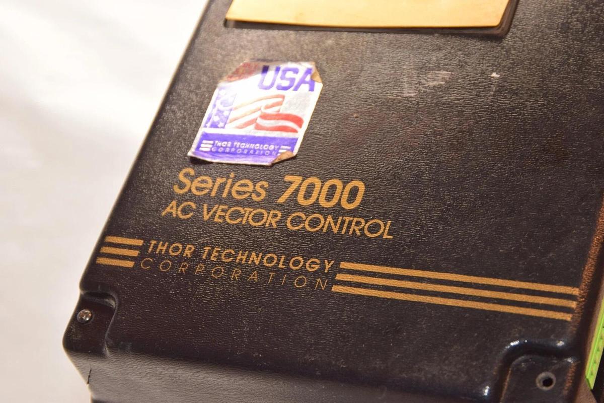 Used THOR TECHNOLOGY 7402-003 Rev A 3HP 480V 3PH 7000 Series AC Vector Controller