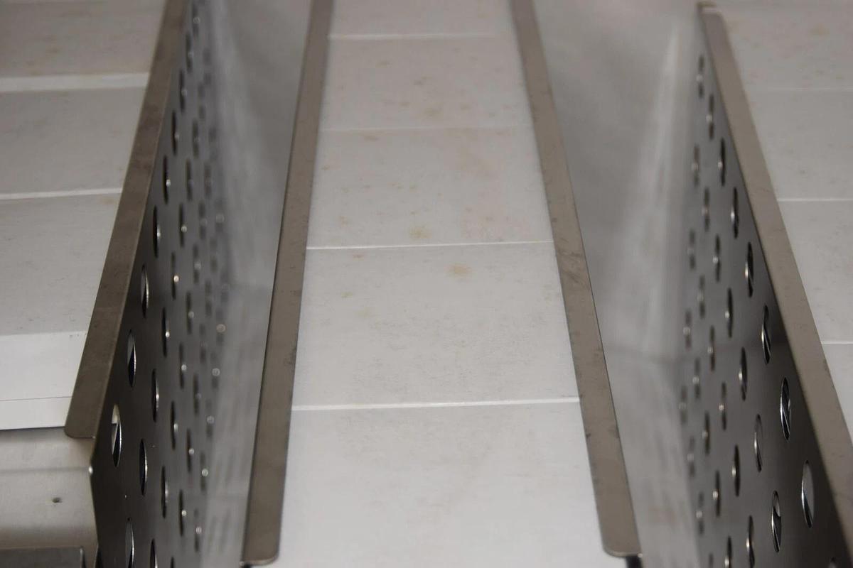 (NEW) THERMO SCIENTIFIC RSK700SD4 Rack Kit 700 4 Dr 4 racks 4 drawers per rack