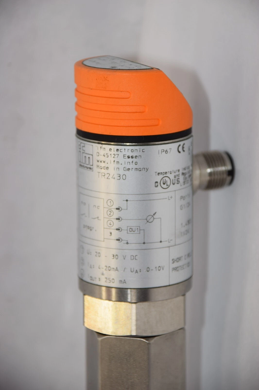 Used IFM EFECTOR TR2430 , D-45127 20-30Vdc 4-20mA Pressure Sensor