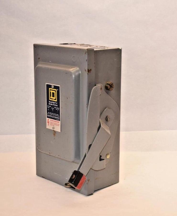 Used SQUARE D Safety Switch H-221 H221 30Amp 30 Amp A Ser D2 240V