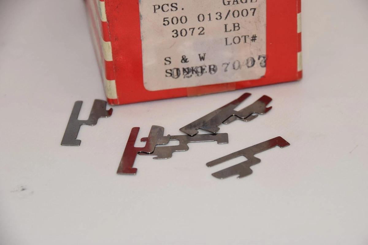 Used (NEW Approx 250) POTTER DT INDUSTRIES WS3072-LB Circular Knitting Machine Sinker