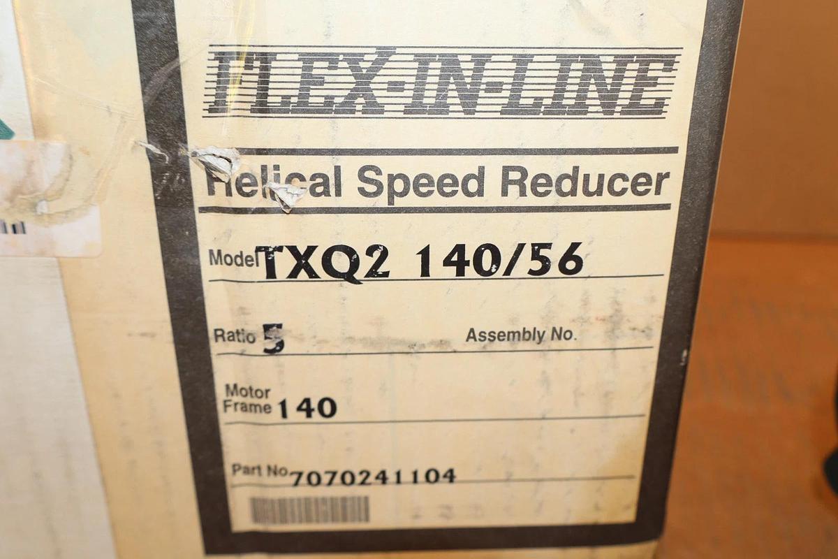 Grove Gear Helical Speed Reducer Gear Box Flex-In-Line TXQ2 140/56 5:1 (NEW)