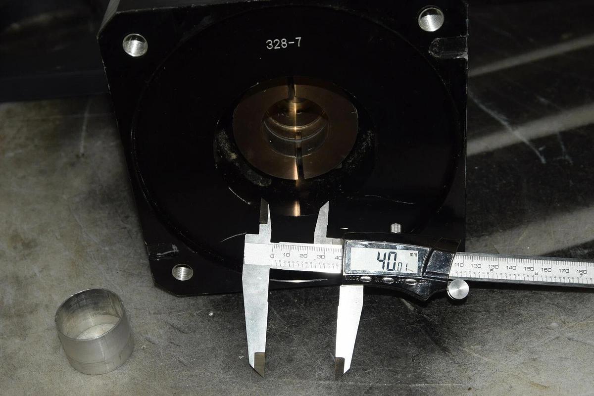 Used THOMSON MICRON Size 14 Gearbox 2:1 UTR014-002-S-RM142-114SX  UTR014 002 S RM142