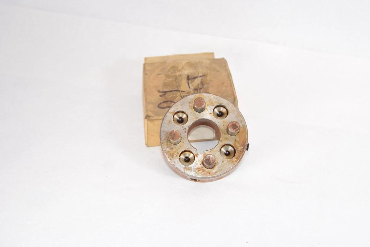 (NEW) BROWNING CHFS4X1 1-3/16" Bore 1/4" x 1/8" Kwy Flex Coupling Hub