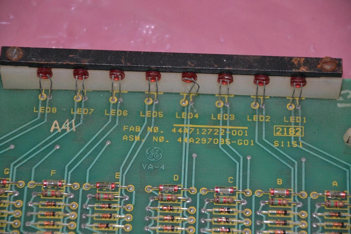 Used GENERAL ELECTRIC CIRCUIT BOARD CARD IC600YB804A 115V AC-DC INPUT 44B712834-002/5