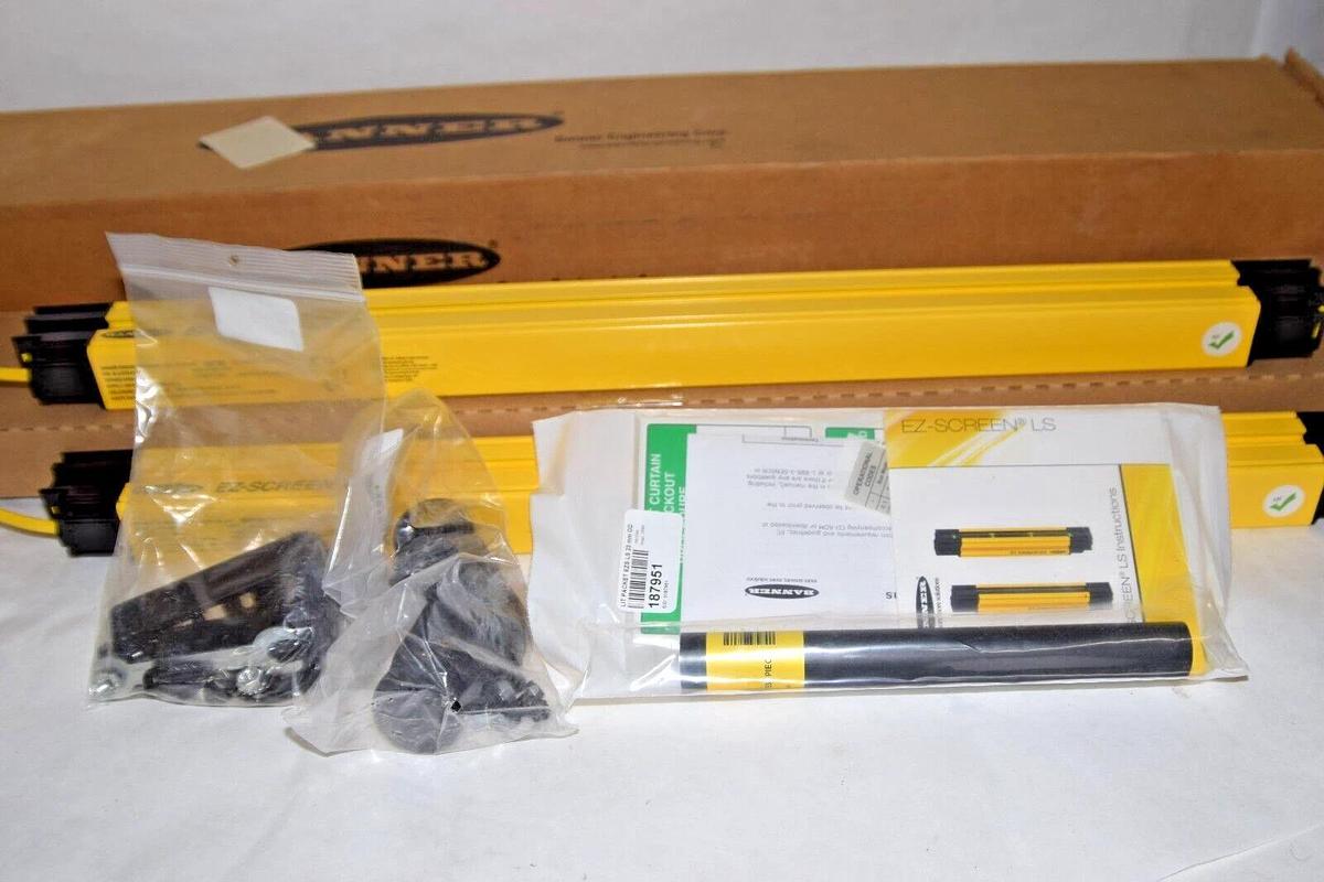 BANNER SLLCP23-630P88 Emitter/Receiver EZ Screen Light Curtain 630mm .1-12m *NEW