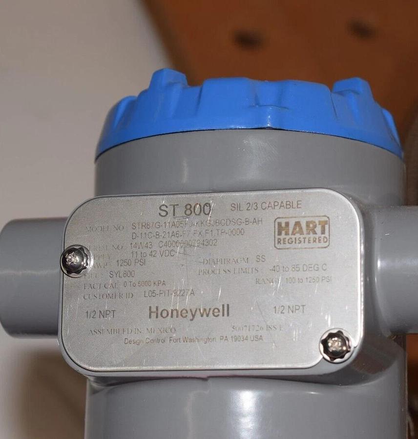 Honeywell STR800 GP Remote Seal ST800 STR87G-11A05F0-KKGJBCDSG-B-AHD-11C-B  NEW