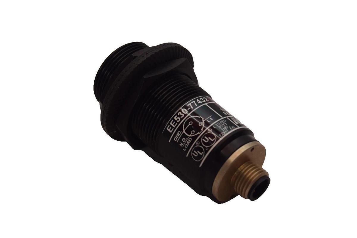 (NEW) NAMCO EE530-77432 20-230V 0.5A Proximity Switch USA