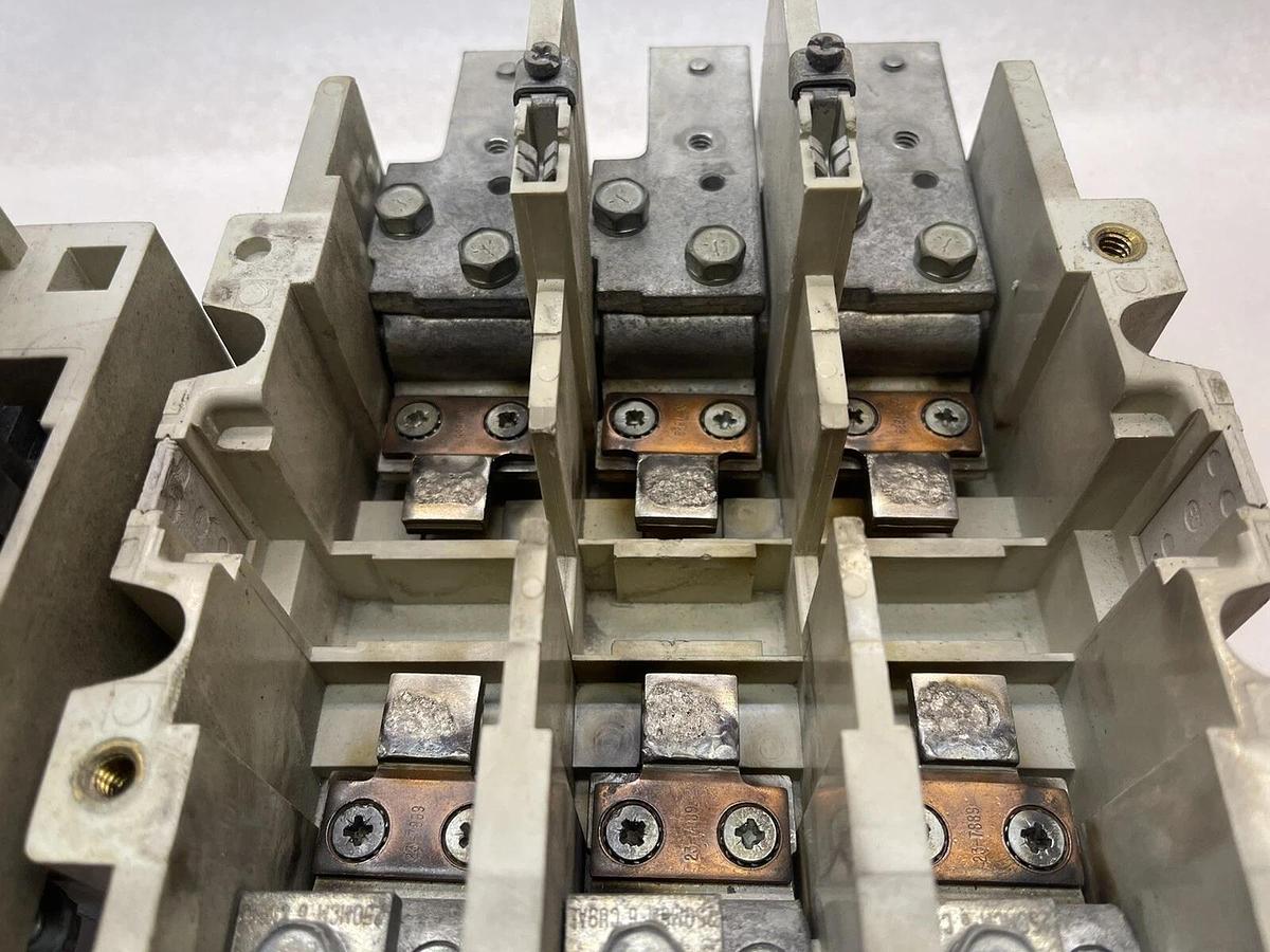 Used Cutler-Hammer 200 Amp contactor C825KN10 120V Coil 3 Poles  600V Series A2 200A