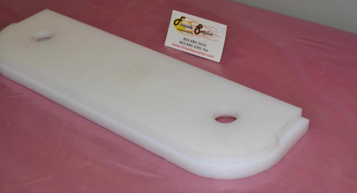 Intelligrated Chain Guide 6557086 Conveyor 4210860 UHMW 1x5 L=17.38 CTS NEW