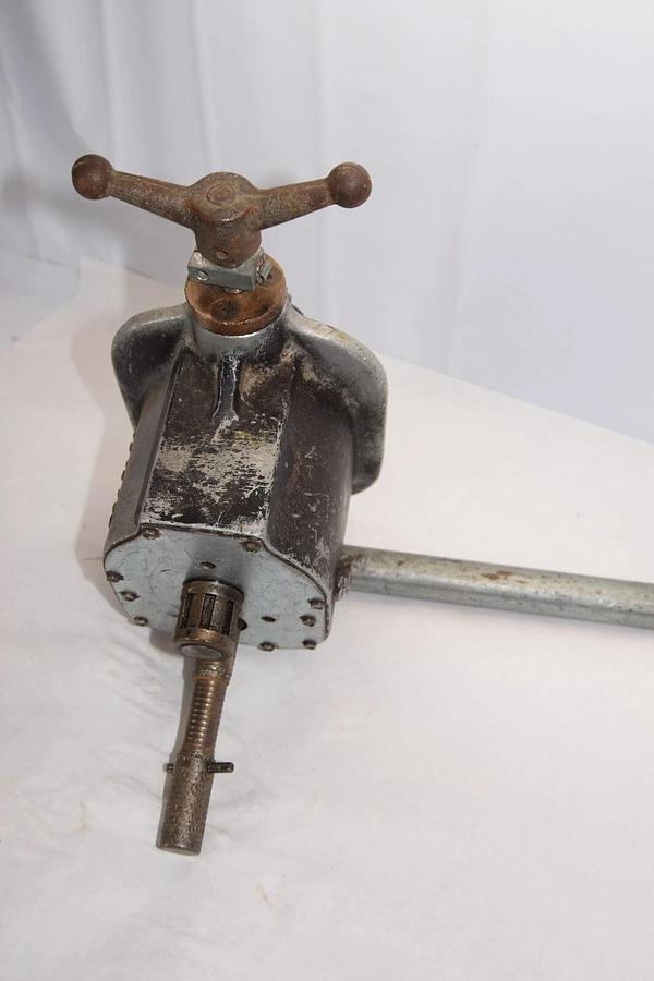 Used VICTAULIC VIC-EASY Series 200 Tool No. 3509 Roll Groover