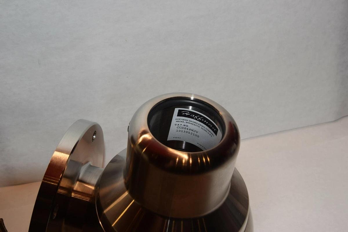 Hoffman CCSS48WJV Wall Joint, Vertical Mount, For Use With Hoffman Pendant CS480