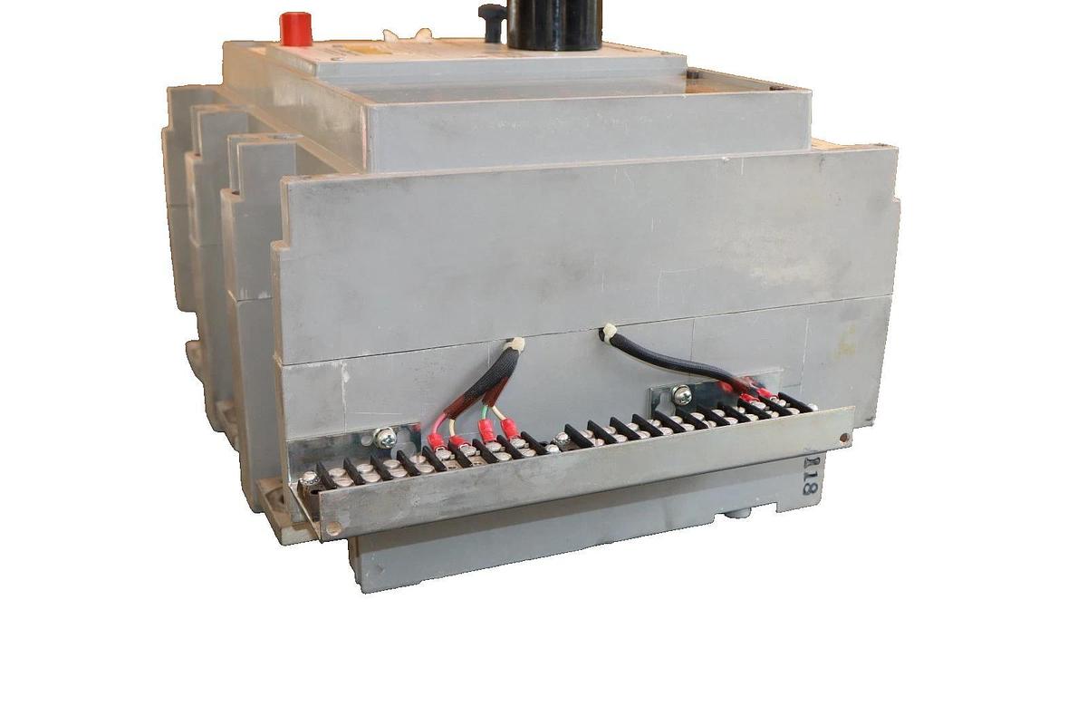 Refurbished GE General Electric Circuit Breaker Power Break 400A Amp TP84SSZ TR4S400