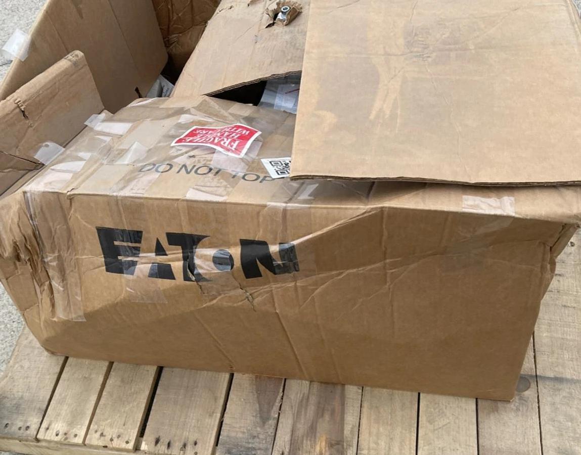 Eaton Bolted Pressure Contact Switch, 3PH 480V 1200 Amp, QA1233T480 1200A PQ123T