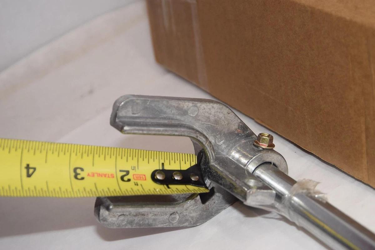 (NEW) HITTITE 36" Chain Link Drop Rod for Dble Gate, Pull Style Chain Link Fence