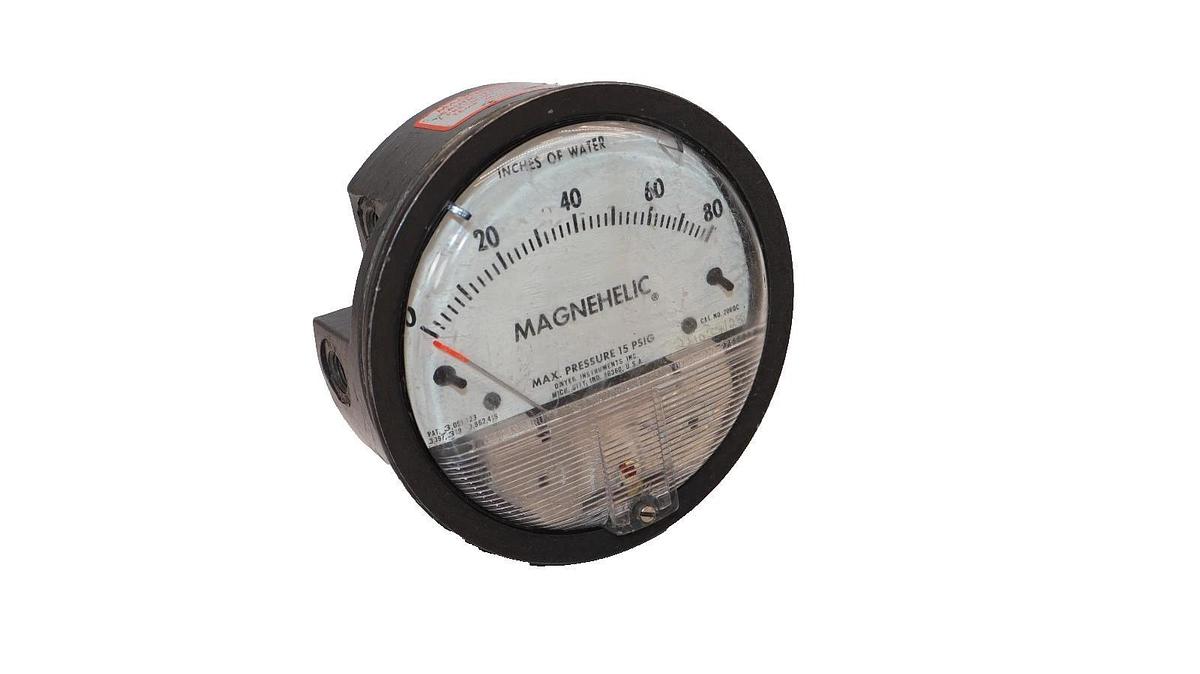 Used Dwyer 2080 C Magnehelic Differential Pressure Gauge 0-80"