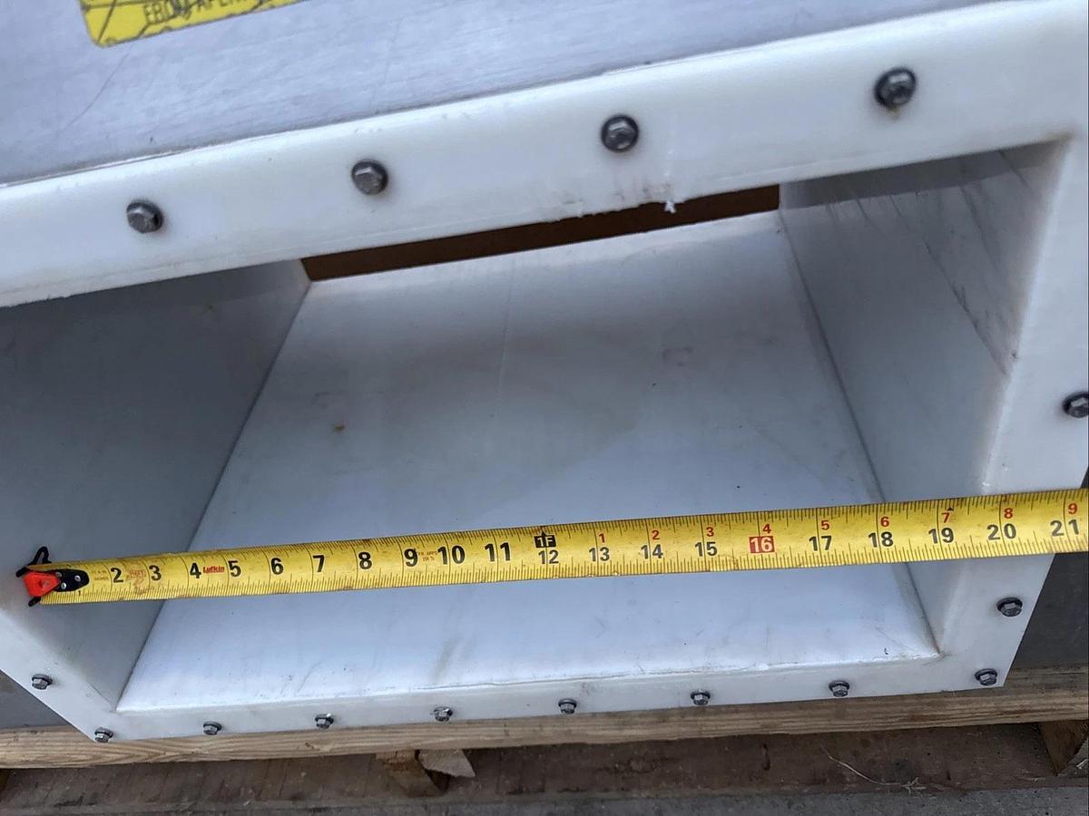 Used Lock Inspection Systems MET30+ Metal Detector for Conveyor  19-1/2" X 11-1/2"