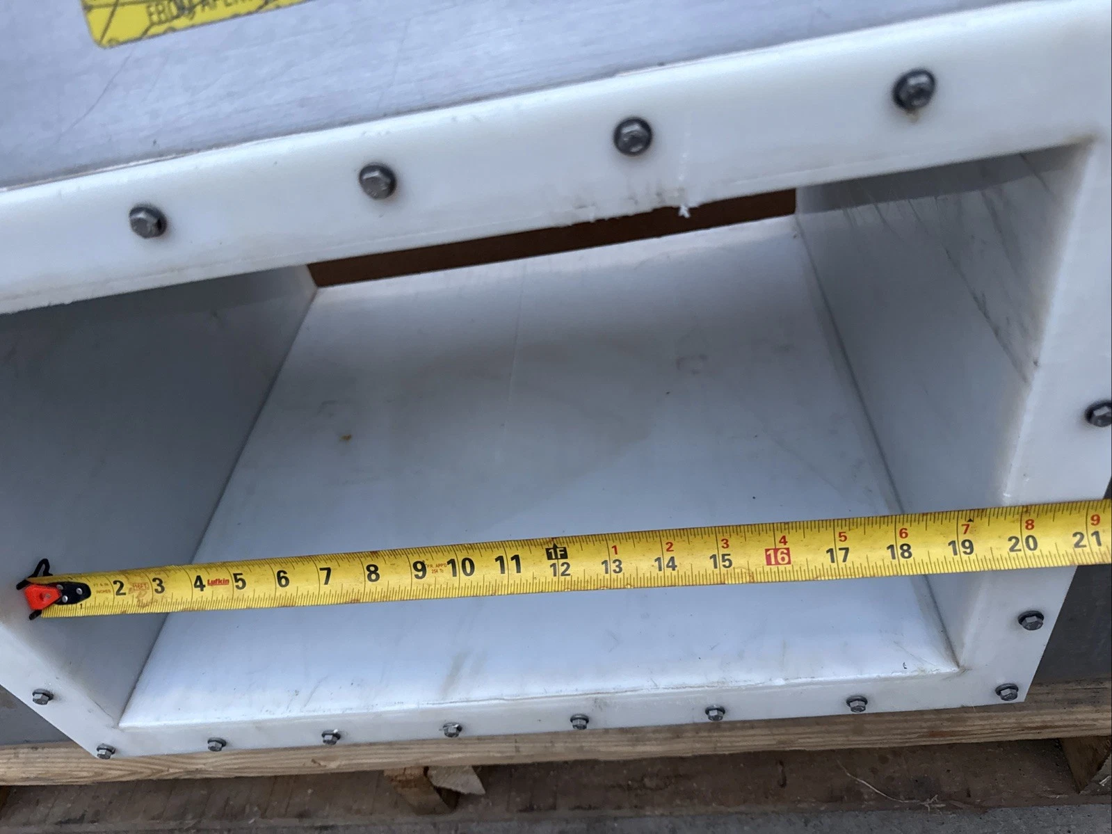 Used Lock Inspection Systems MET30+ Metal Detector for Conveyor 19-1/2" X 11-1/2"