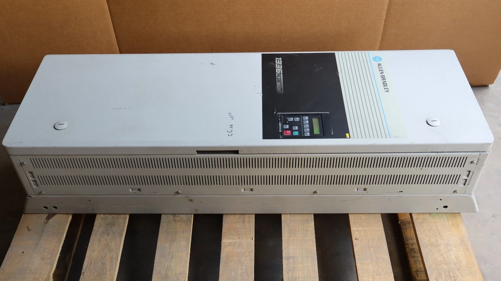 Used Allen Bradley 1336 Plus Adj Frequency Drive 1336S-B060-AE-FR Ser D 76kva 3ph