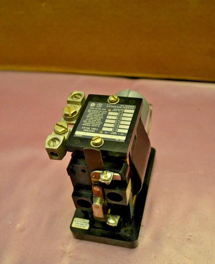 Used Allen Bradley Overload Relay 810-A03C 810 A03C 810A03C 600V 600 V