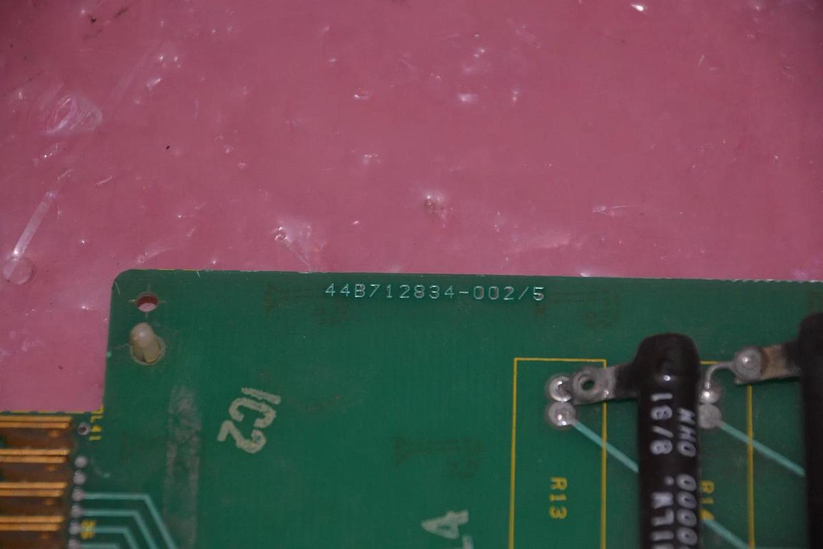 Used GENERAL ELECTRIC CIRCUIT BOARD CARD IC600YB804A 115V AC-DC INPUT 44B712834-002/5