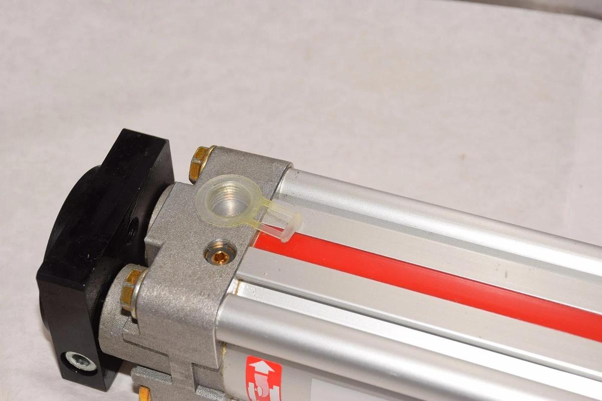 PARKER AZV-U5063/22 AZV5063/22(559) 10 BAR 145psi CYLINDER NEW