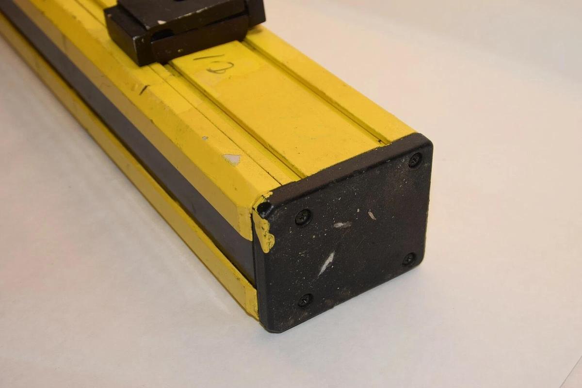 Used SICK 441mm Light Curtain AGSS 450-1111 AGSS4501111 24Vdc 50/60Hz