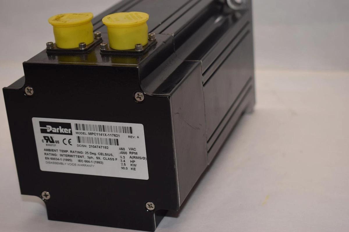 PARKER MPC1141X-117621 Servo Motor 3ph 460v 3.4hp 2.5kW MPC1141X117621 A (NEW)