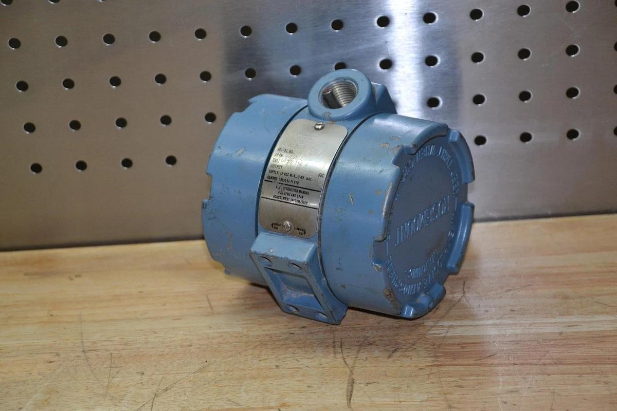 Used ROSEMOUNT 0444LL1U1A1E5 0-150F .8-3.2VDC TRANSMITTER