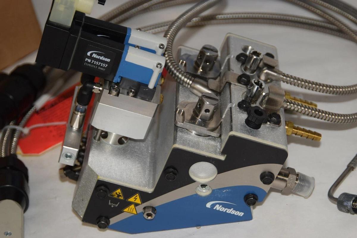 NORDSON 1500759 Applicator Glue Head UA-UMSCXX02-MXVIX/025.0-SPL4,16 (New)