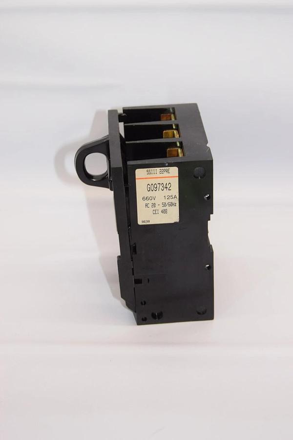 (NEW) FERRAZ SHAWMUT G097342 5SIII 22PRE 660V 125A Fuse Holder
