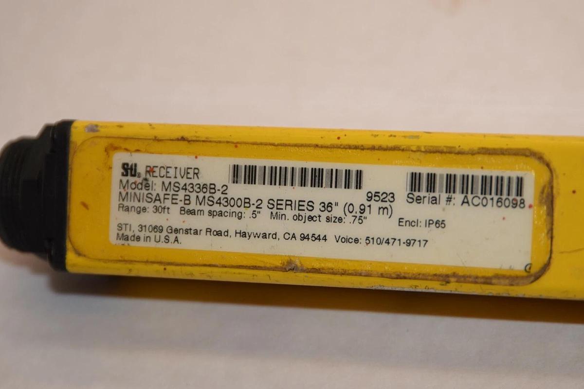 Used STI Minisafe-B MS4300B-2 Light Curtain RECEIVER MS4336B-2 MS4336B2 36"