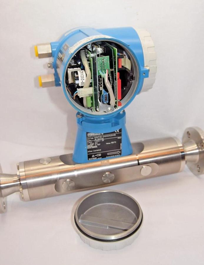 ENDRESS + HAUSER Promass M Mass Flowmeter Titanium 1" 60MT25-SAD00A20A1B (NEW)