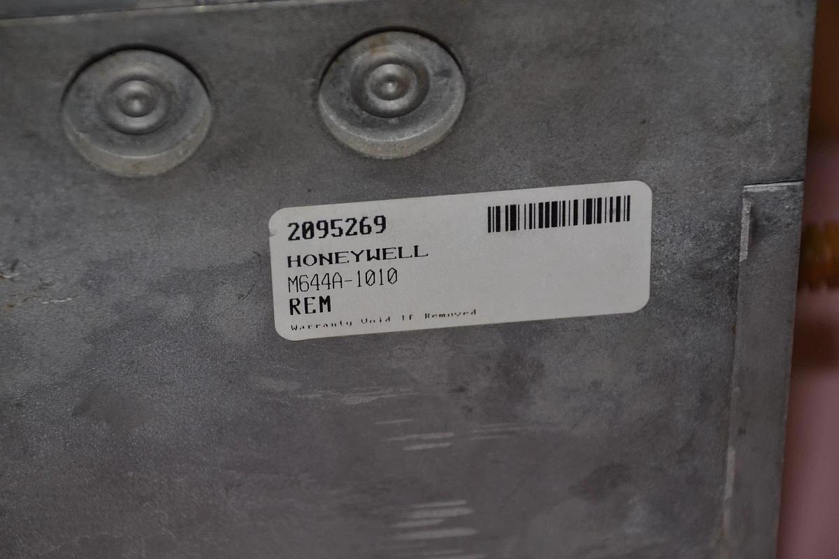 Used HONEYWELL M644A-1010 M644A1010 24V 60/60Hz 80A ACTUATOR