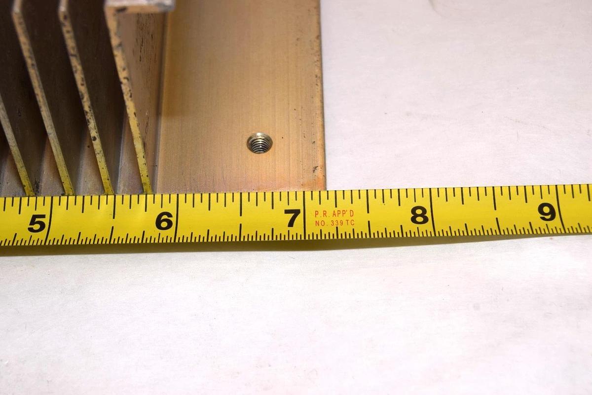 Used D-135086-8 04 , D-135086-8/04 11" x 2-3/8" x 7-1/8" Heat Sink